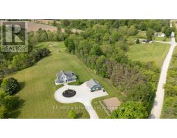 210 BEACH LANE - 36