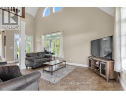 210 BEACH LANE - 7