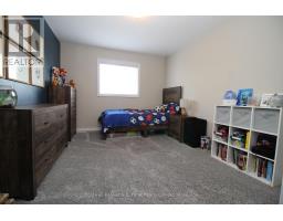 19 SANDY COURT - 22