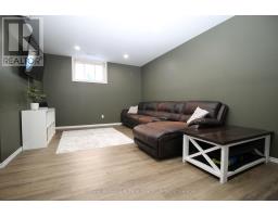 19 SANDY COURT - 30