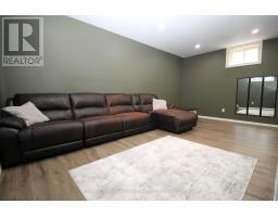 19 SANDY COURT - 31