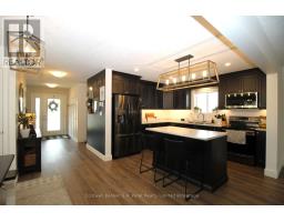 19 SANDY COURT - 6