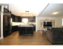 19 SANDY COURT - 9