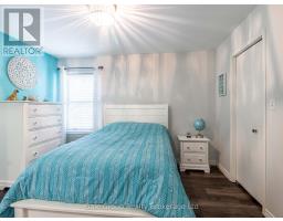 55 SIOUX CRESCENT - 17