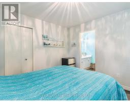 55 SIOUX CRESCENT - 18