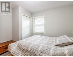 55 SIOUX CRESCENT - 22