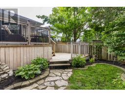 55 SIOUX CRESCENT - 33