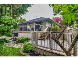55 SIOUX CRESCENT - 35