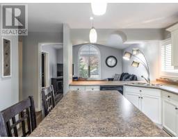 55 SIOUX CRESCENT - 8