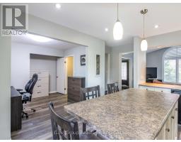 55 SIOUX CRESCENT - 9