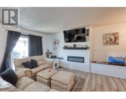 7 - 15 DEVONSHIRE AVENUE - 11
