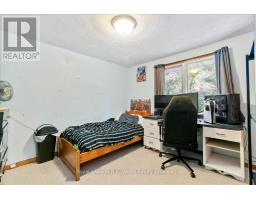 24 NORFOLK STREET - 27