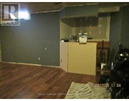 48 CANROBERT STREET - 12
