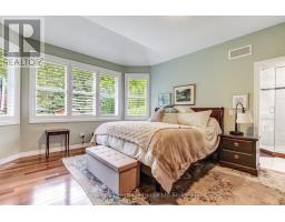 596 LAKEVIEW DRIVE - 14