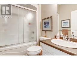 596 LAKEVIEW DRIVE - 20