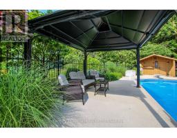 596 LAKEVIEW DRIVE - 43