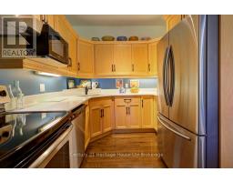 30 - 500 LAKEVIEW DRIVE - 9