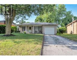 16 ALBA AVENUE - 25