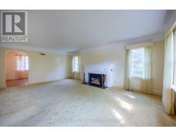 11 ROSS STREET - 10
