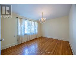 11 ROSS STREET - 12
