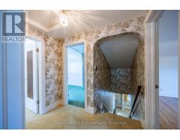 11 ROSS STREET - 15