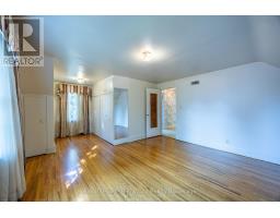11 ROSS STREET - 17