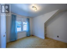 11 ROSS STREET - 19