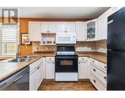 739 THORNWOOD DRIVE - 18