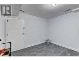 4 - 19 WREN COURT - 25