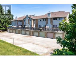 4 - 19 WREN COURT - 30