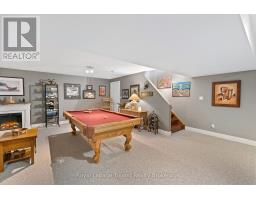 4 CLAYTON STREET - 28