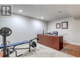 5 DEAN CRESCENT - 33