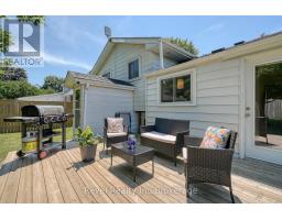 5 DEAN CRESCENT - 36