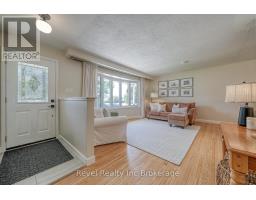 5 DEAN CRESCENT - 6