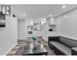 3 MARY STREET E - 21