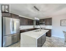 43 ROBERT SIMONE WAY - 12