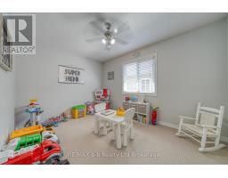 43 ROBERT SIMONE WAY - 25