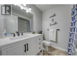 43 ROBERT SIMONE WAY - 27