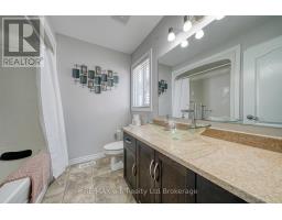 43 ROBERT SIMONE WAY - 31