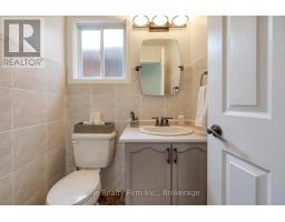 44 MOULTON COURT - 23
