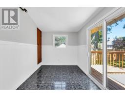 253 JOHN STREET N - 11