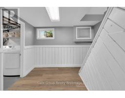 253 JOHN STREET N - 21