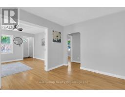 253 JOHN STREET N - 22