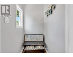 253 JOHN STREET N - 25