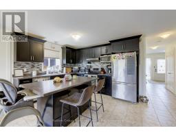 6 MOFFATT AVENUE - 10