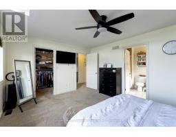 6 MOFFATT AVENUE - 21