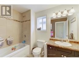 6 MOFFATT AVENUE - 26