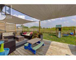 6 MOFFATT AVENUE - 36