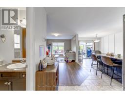 6 MOFFATT AVENUE - 6