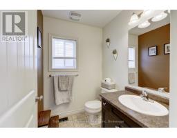 6 MOFFATT AVENUE - 7